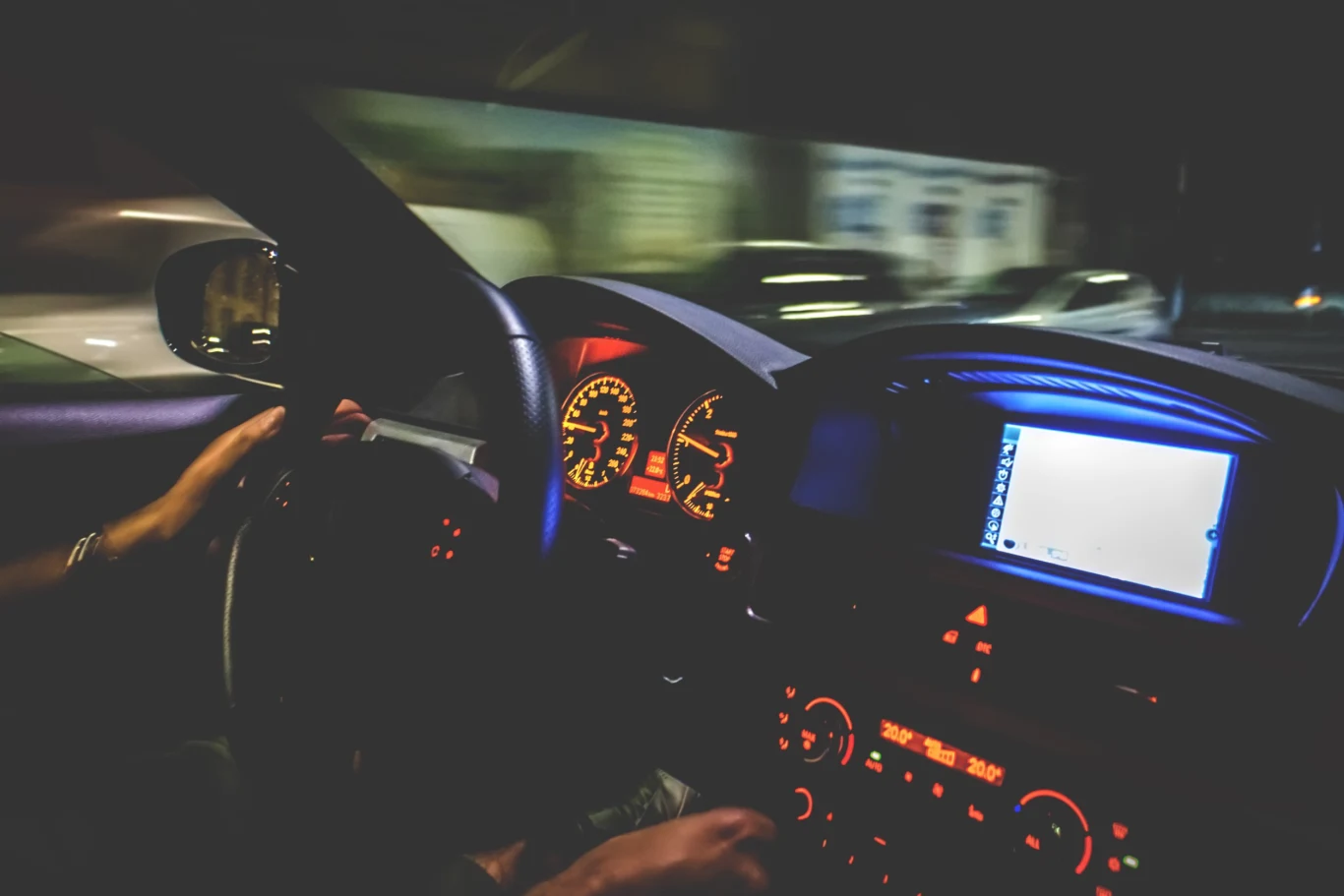 Mikropłatności na rynku motoryzacyjnym staną się zjawiskiem powszechnym? Mikropłatności na rynku motoryzacyjnym staną się zjawiskiem powszechnym?