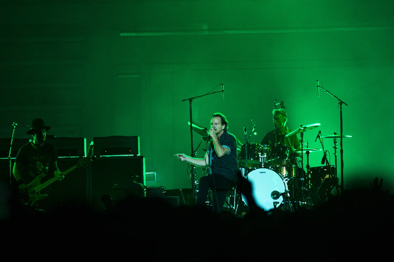 Pearl Jam podczas koncertu w Krakowie.