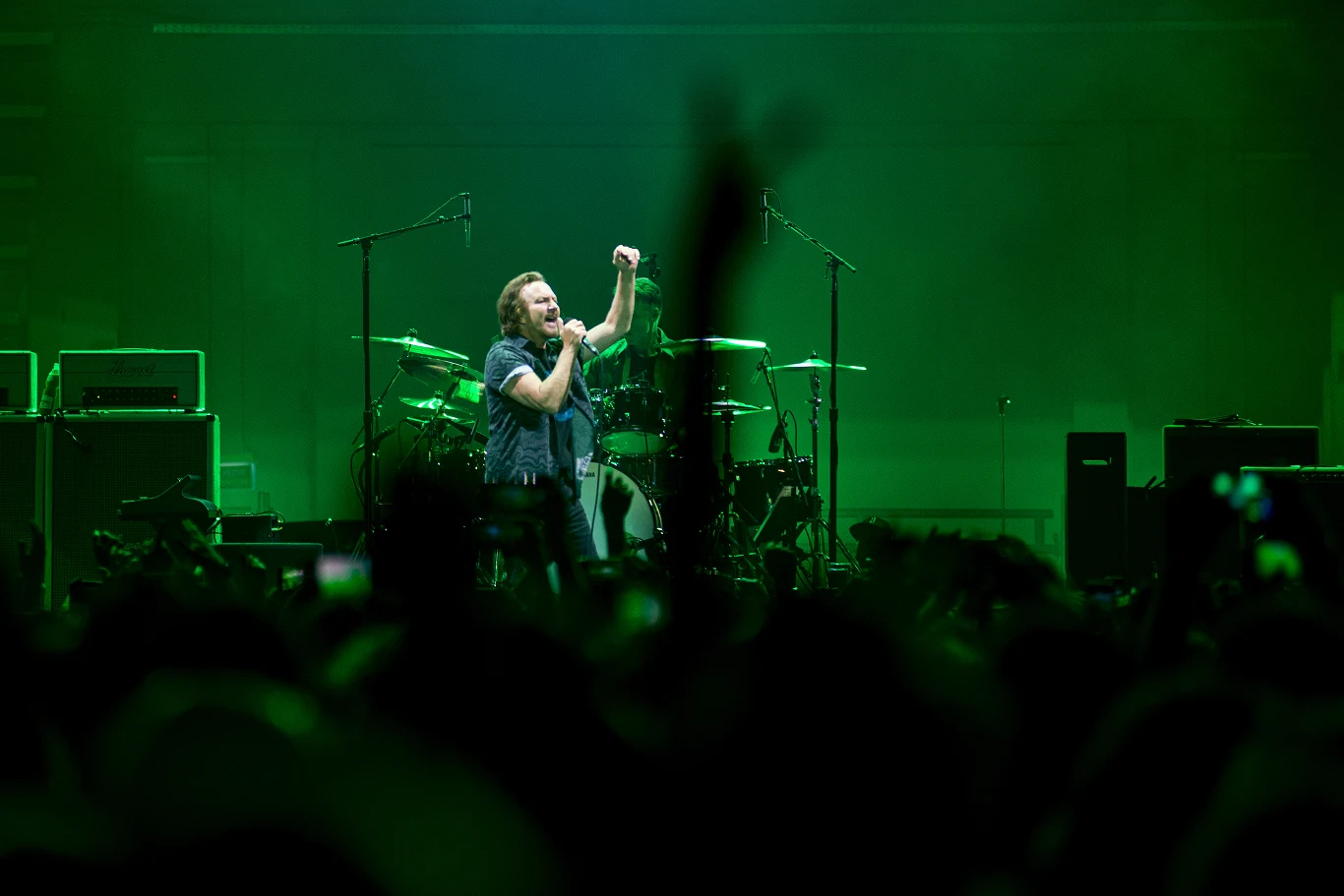 Pearl Jam podczas koncertu w Krakowie.