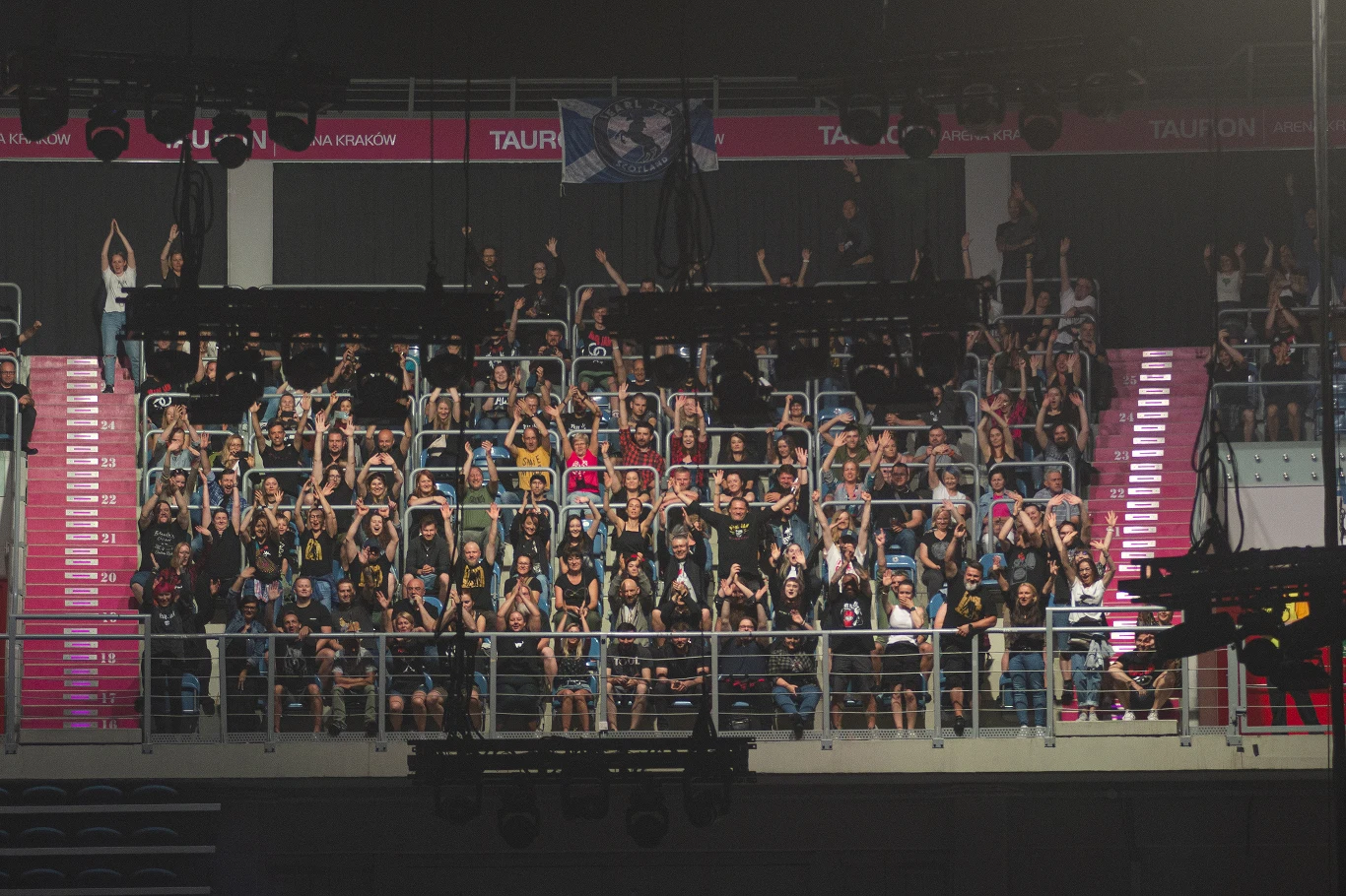 Pearl Jam podczas koncertu w Krakowie.