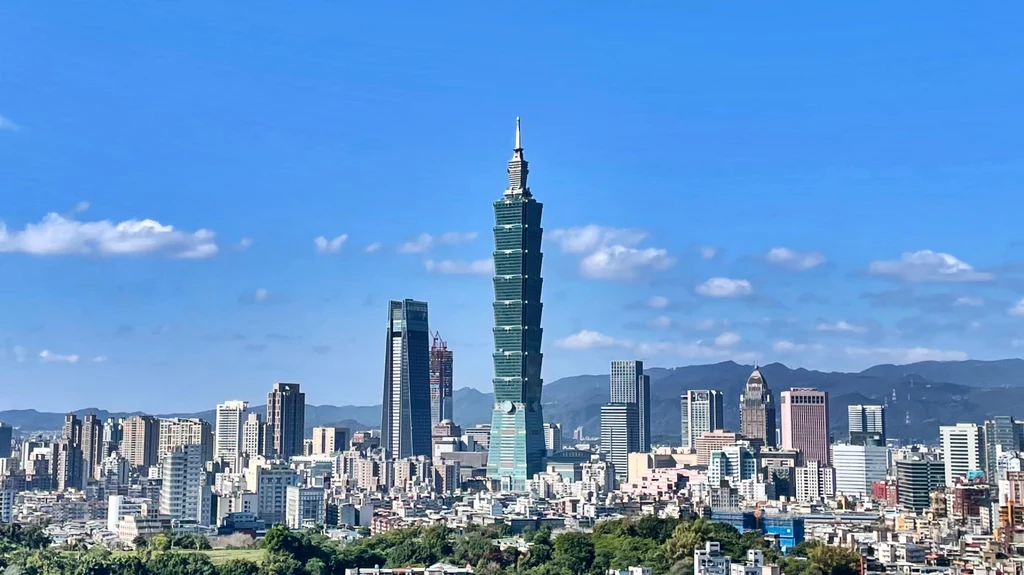 Widok na Taipei 101