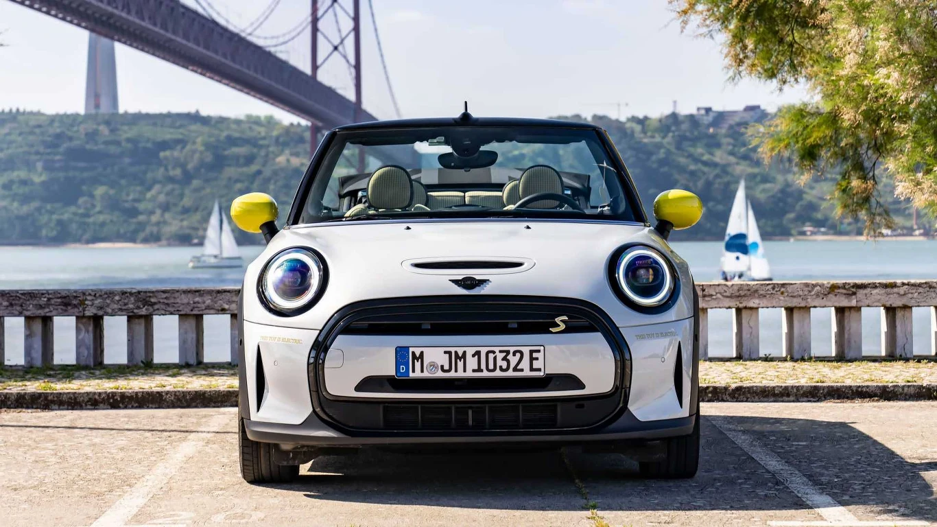 Mini SE Convertible