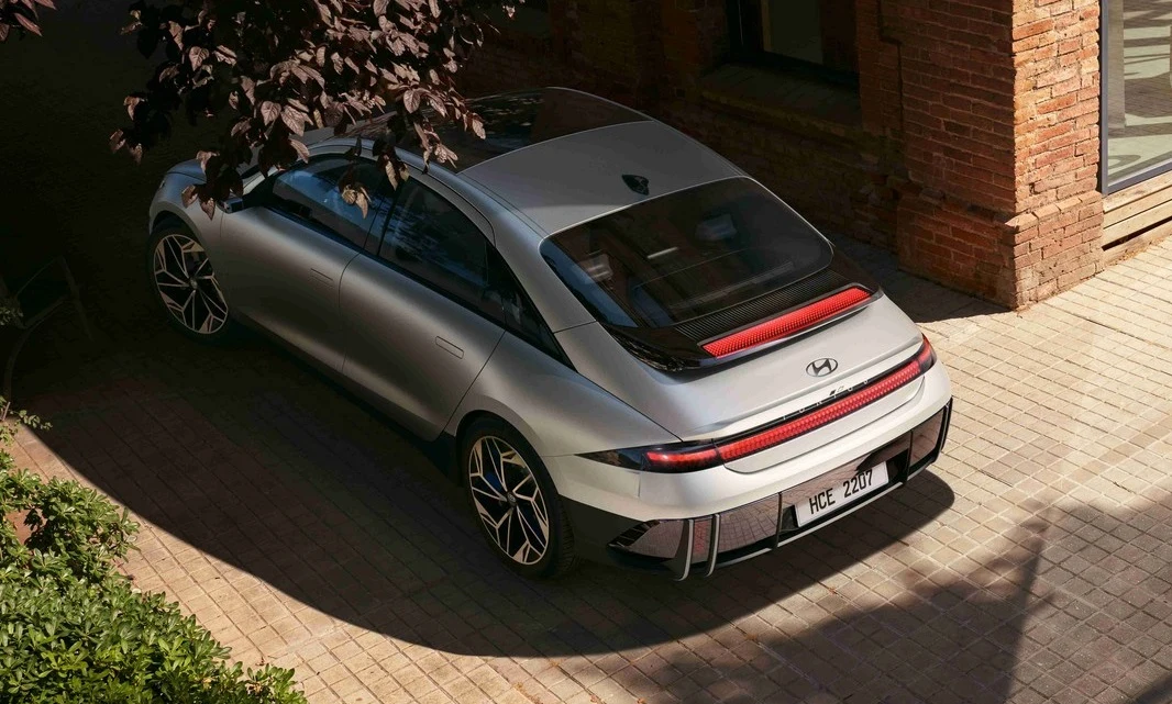 Hyundai Ioniq 6