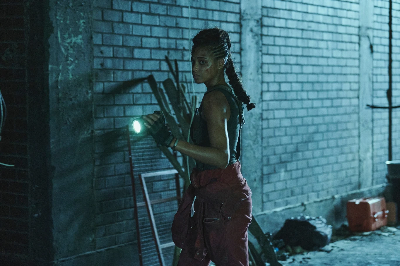 Ella Balinska w serialu "Resident Evil: Remedium"