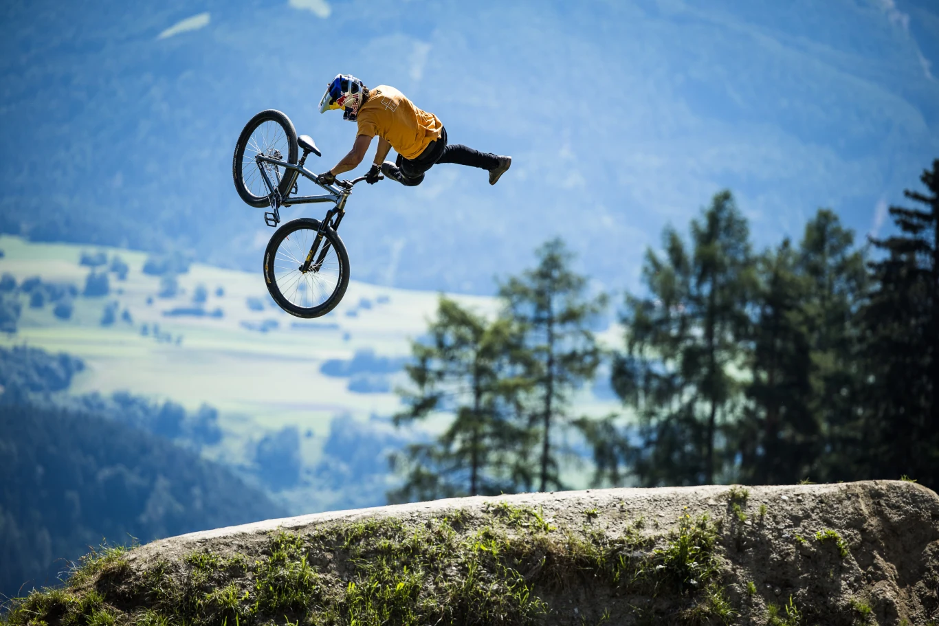 Szymon Godziek / www.redbullcontentpool.com