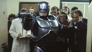 "RoboCop": Krytyka Ameryki i prorocza wizja przyszłości