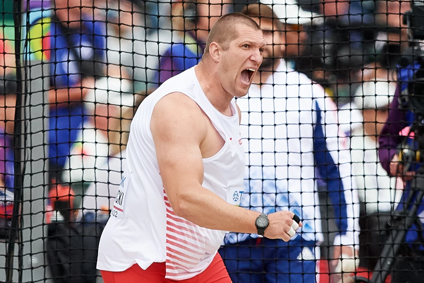 Wojciech Nowicki wicemistrzem świata!