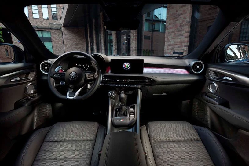 Alfa Romeo Tonale. Alfa Romeo Tonale.