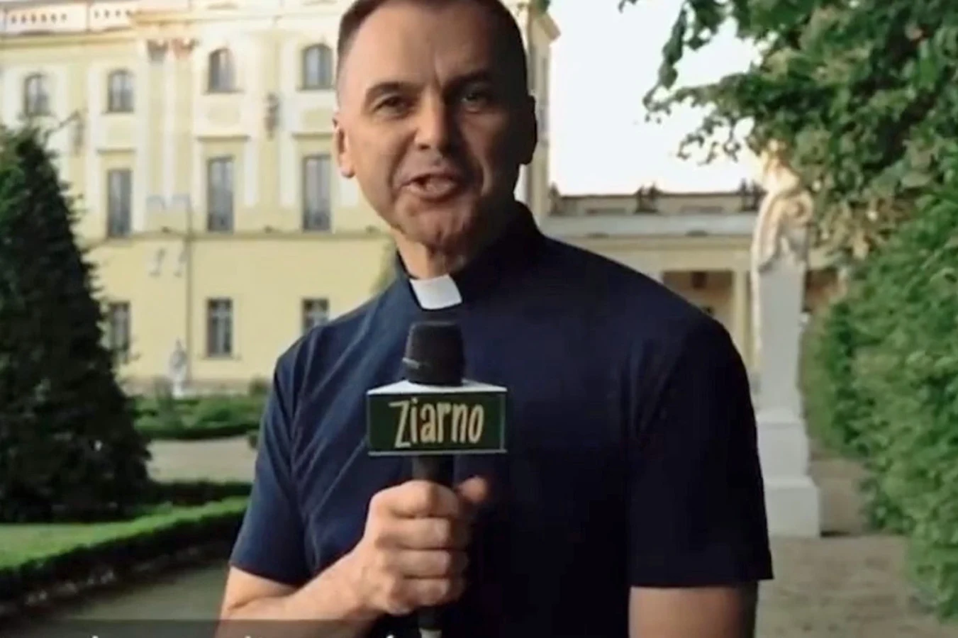 Ksiądz Andrzej Dębski w "Ziarnie" Ksiądz Andrzej Dębski w "Ziarnie"