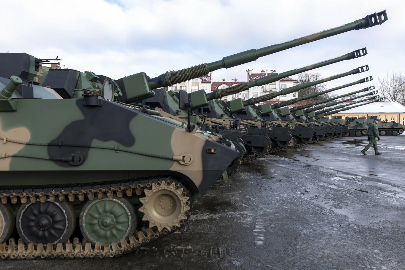 Polskie haubice KRAB Polskie haubice KRAB