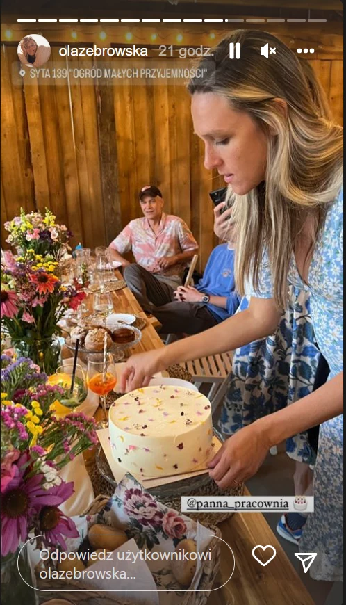 Ola Żebrowska: www.instagram.com/olazebrowska/ Ola Żebrowska: www.instagram.com/olazebrowska/