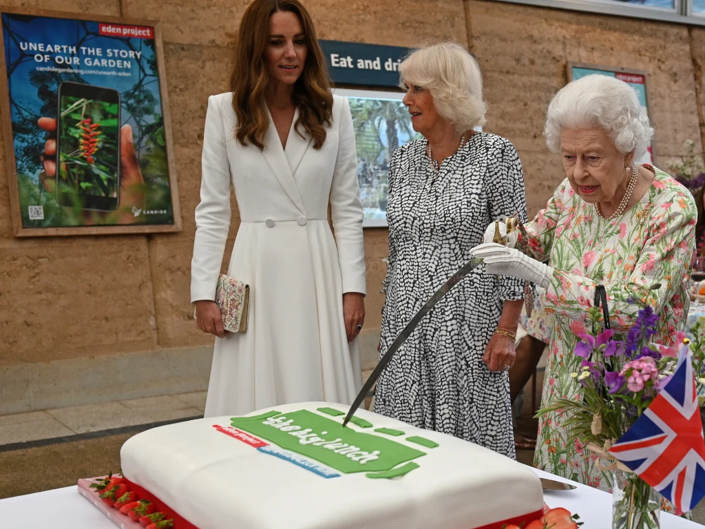Tradycje rodziny królewskiej. Co royalsi jadają na śniadanie? Tradycje rodziny królewskiej. Co royalsi jadają na śniadanie?