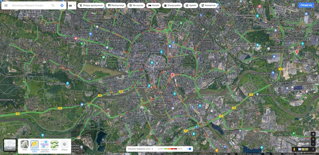 Google Maps nie tylko dla kierowców. Możliwość sprawdzenia natężenia ruchu może pomóc nam w oszacowaniu opóźnień komunikacji miejskiej