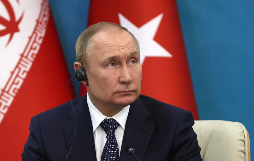 Władimir Putin podczas wizyty w Teheranie Władimir Putin podczas wizyty w Teheranie