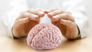 Wszystko, co się z nami dzieje, wychodzi od mózgu, dlatego należy o niego dbać - podkreśla prof. Adam Kobayashi, neurolog