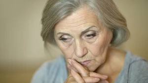 Demencja, skleroza i alzheimer - te trzy choroby najczęściej kojarzą się z zapominaniem. Trzeba wiedzieć, że w każdej pamięć szwankuje nieco inaczej