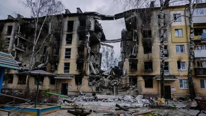 Hostomel na Ukrainie. Zniszczenia spowodowane przez rosyjskich najeźdźców