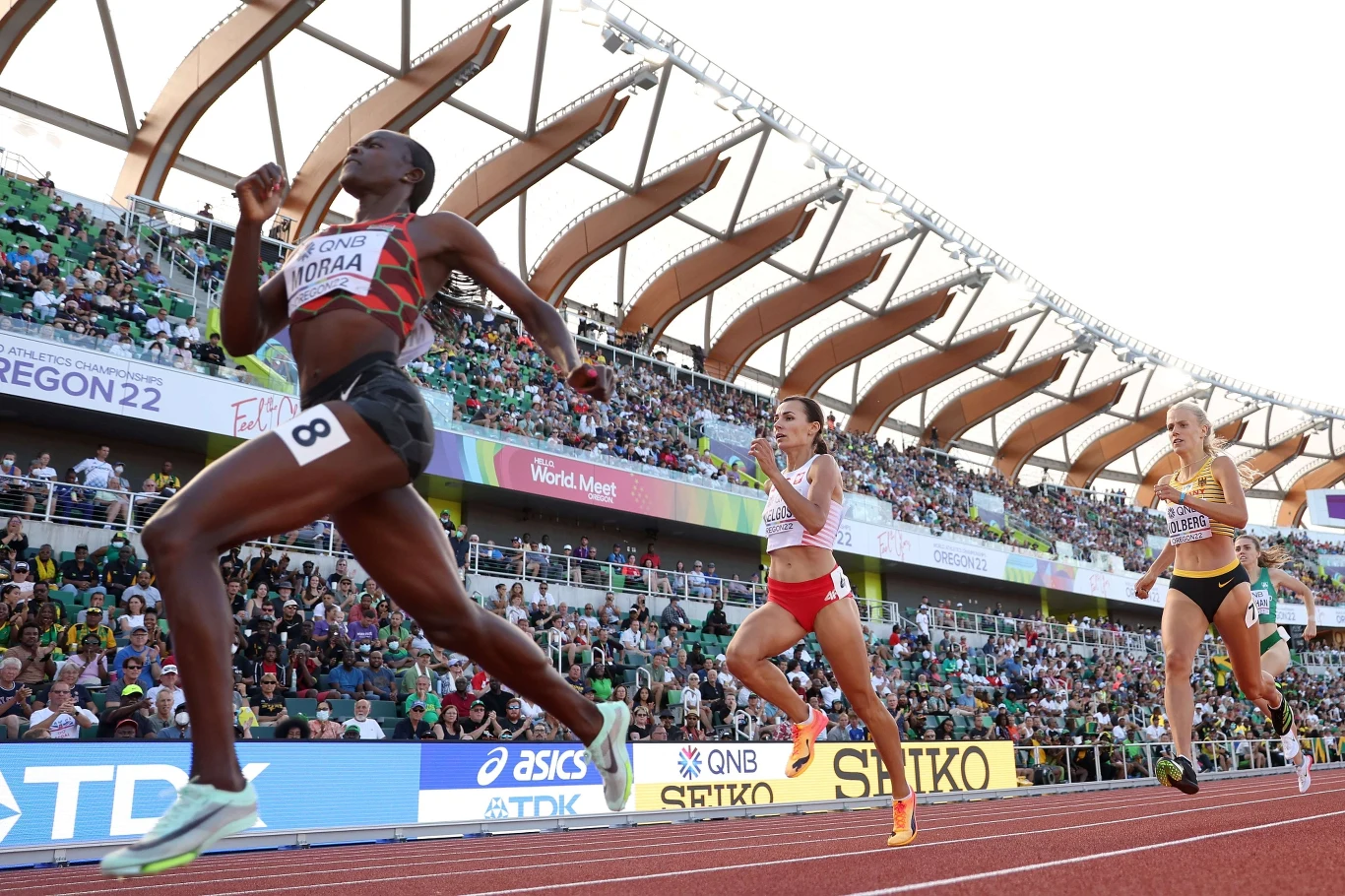 Finisz Anny Wielgosz w biegu eliminacyjnym na 800 m Finisz Anny Wielgosz w biegu eliminacyjnym na 800 m