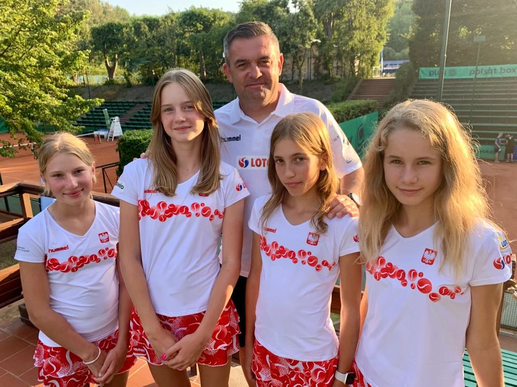Reprezentacja Polski w tenisie do lat 12 walczy o awans do finałów mistrzostw Europy Reprezentacja Polski w tenisie do lat 12 walczy o awans do finałów mistrzostw Europy