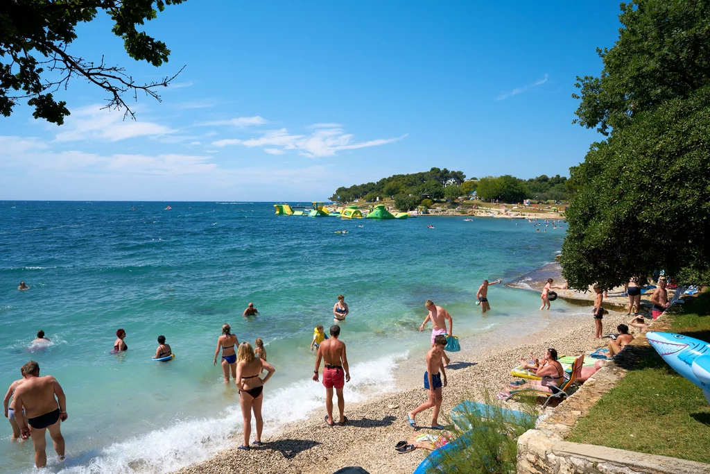 Walkę z rezerwacją miejsc na plaży za pomocą ręczników podjęła w tym roku Chorwacja