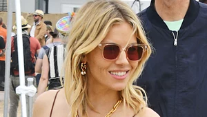 Sienna Miller na wakacjach we Francji. Co za ciało!