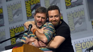 Chris Hardwick i Ross Marquand na scenie podczas San Diego Comic-Con