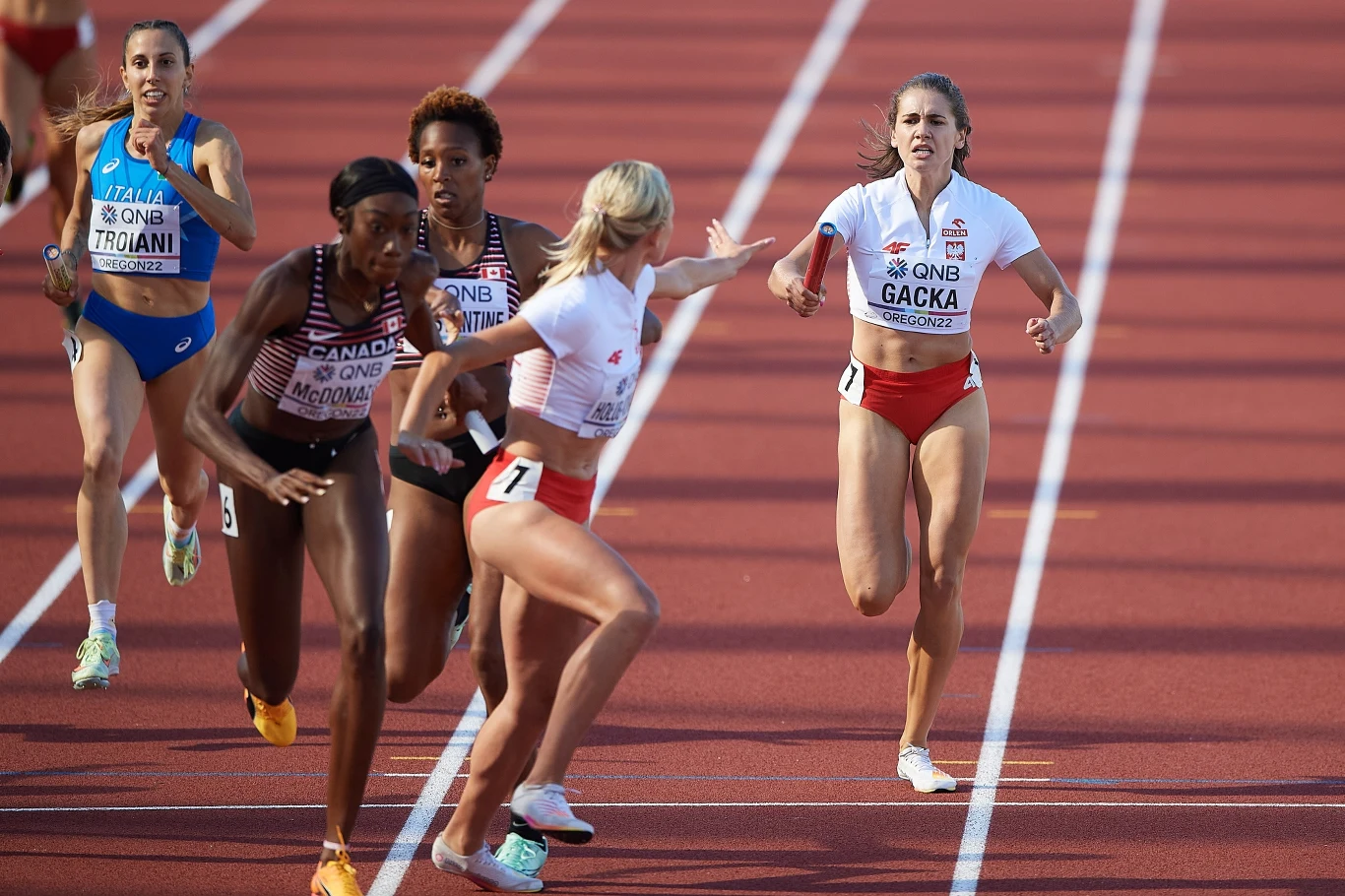 Kinga Gacka i Małgorzata Hołub-Kowalik Kinga Gacka i Małgorzata Hołub-Kowalik