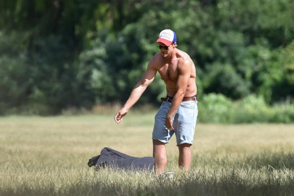 Mikołaj Roznerski pokazał umięśnione ciało Mikołaj Roznerski pokazał umięśnione ciało