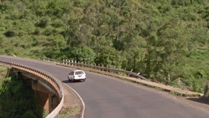 Most na rzece Nithi na trasie Meru - Nairobi w okręgu Tharaka Nithi w Kenii. Zdjęcie ilustracyjne