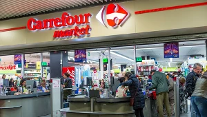 Sklep sieci Carrefour