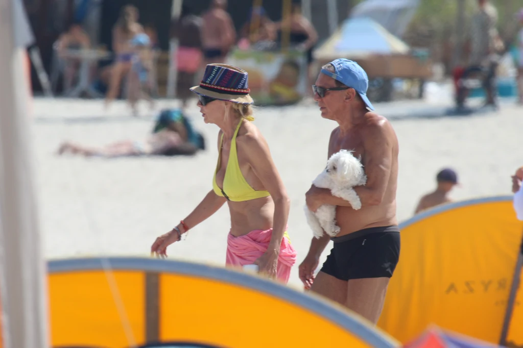 Englertowie na plaży w Juracie