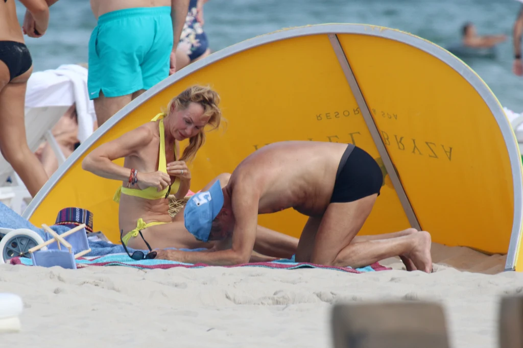 Englertowie na plaży w Juracie