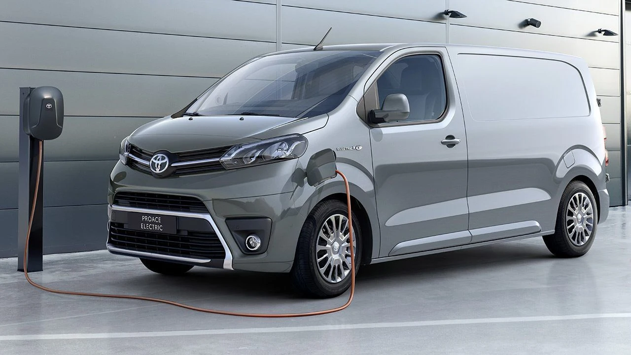 Toyota wraz z Suzuki i Daihatsu chce produkować małe ciężarówki o napędzie elektrycznym i wodorowym Toyota wraz z Suzuki i Daihatsu chce produkować małe ciężarówki o napędzie elektrycznym i wodorowym
