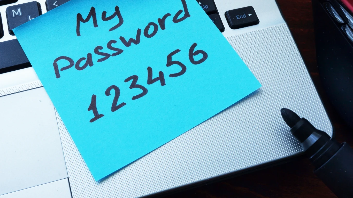 Google Chrome ostrzeże o słabym haśle i zasugeruje silniejsze Google Chrome ostrzeże o słabym haśle i zasugeruje silniejsze