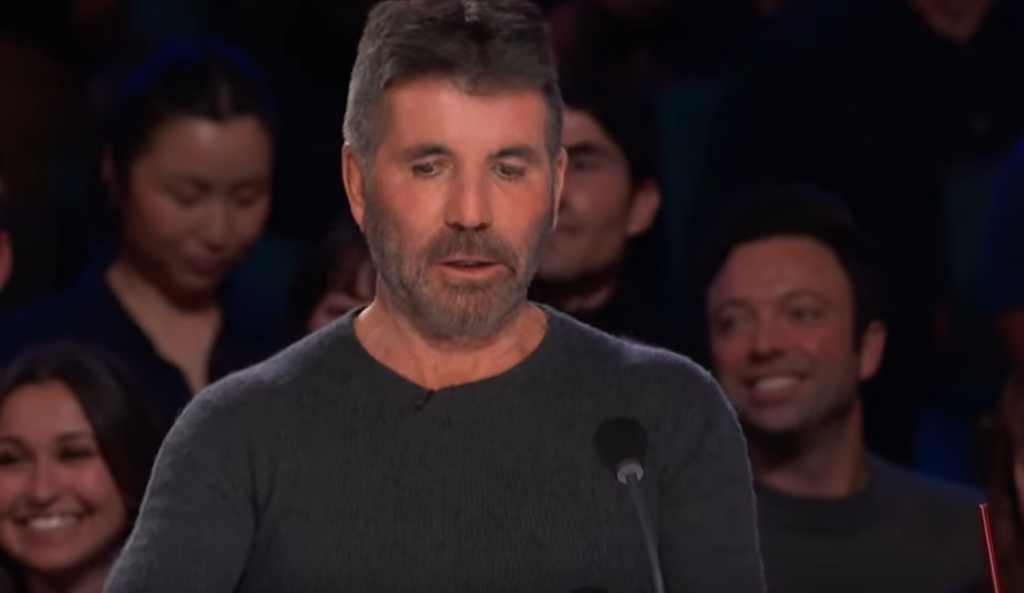 Simon Cowell wybuczany przez publiczność "Mam talent"