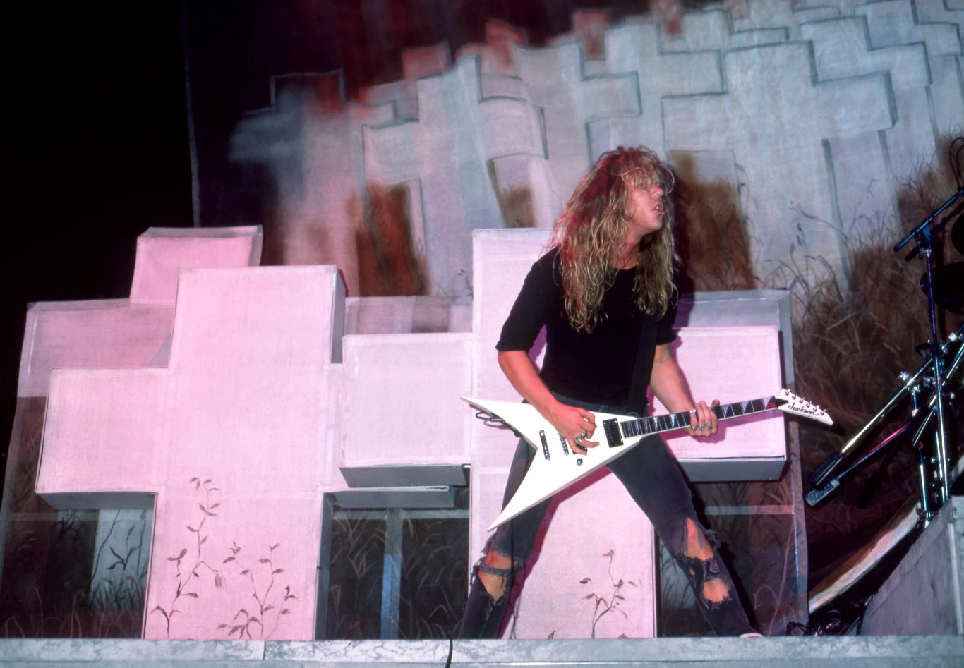James Hetfield (Metallica) w akcji w 1986 r. James Hetfield (Metallica) w akcji w 1986 r.