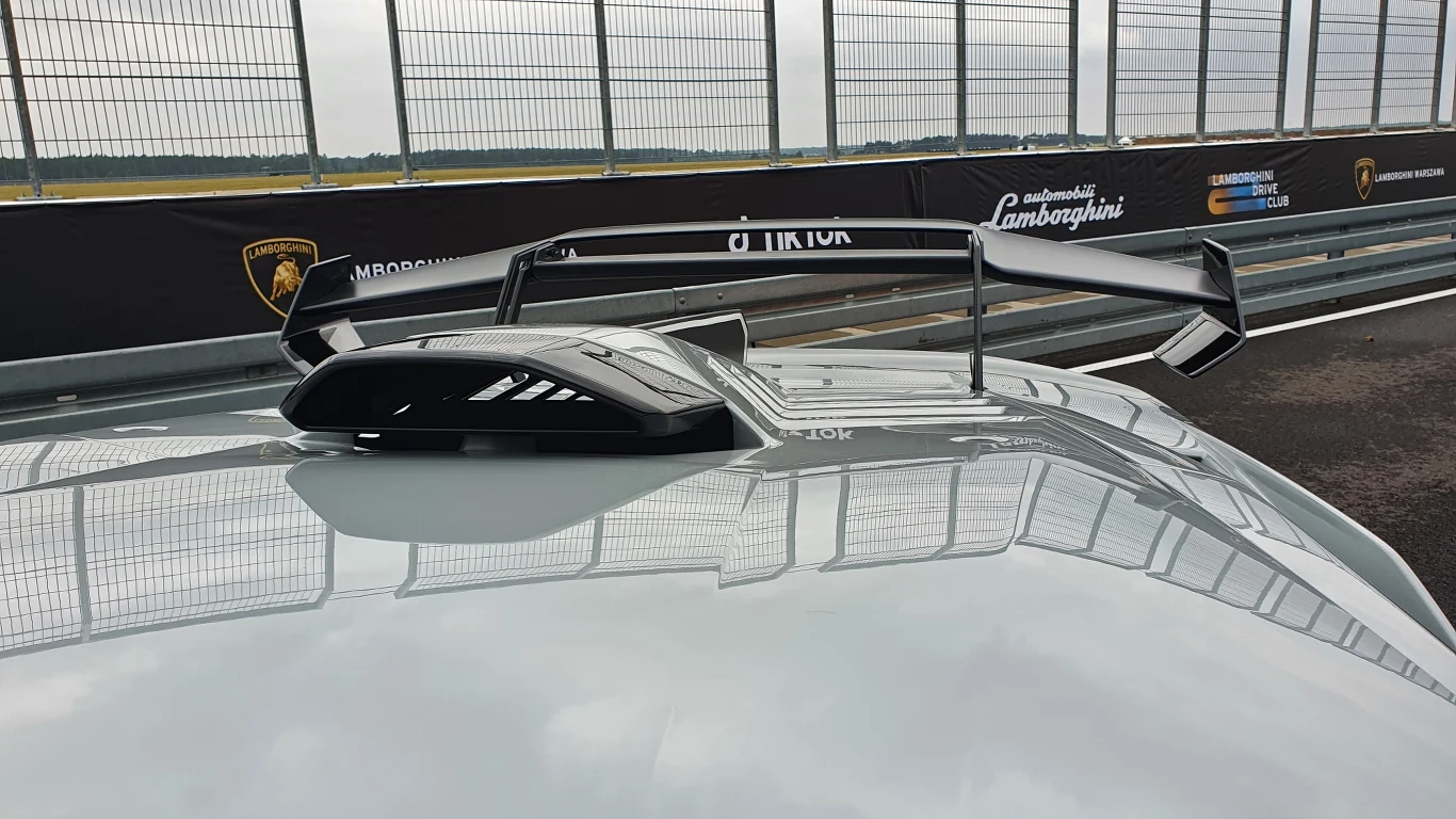 Lamborghini Huracan STO