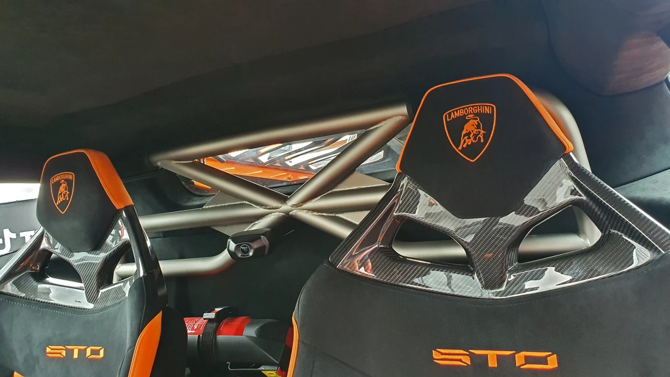 Lamborghini Huracan STO