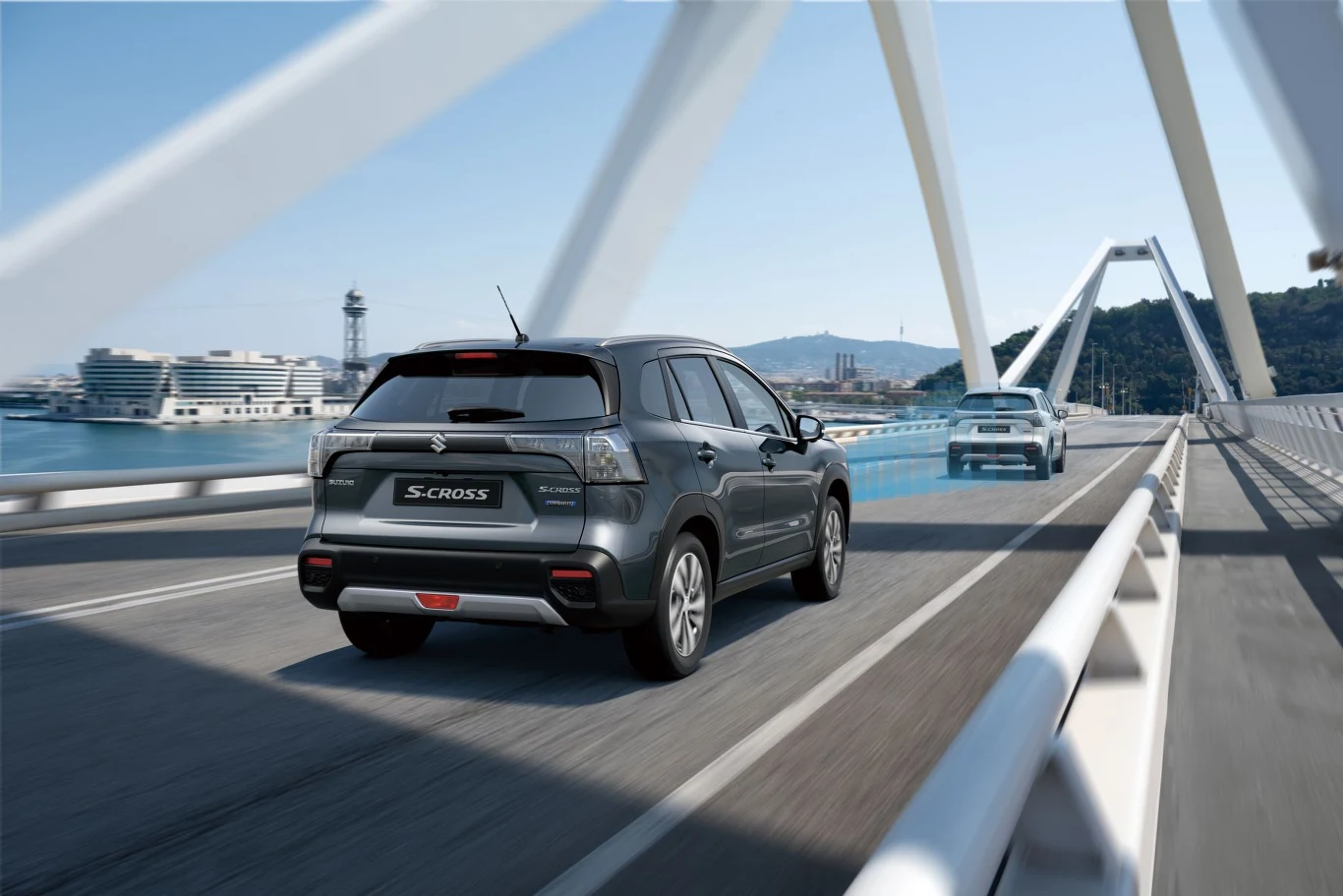 Suzuki S-Cross Strong Hybrid w polskich salonach