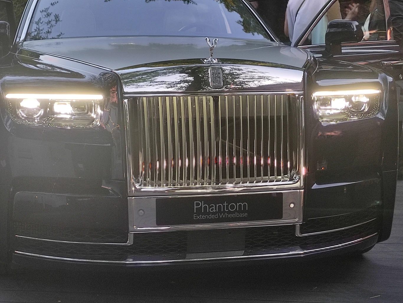 Rolls-Royce Phantom VIII Series II Rolls-Royce Phantom VIII Series II