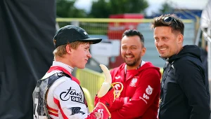 Drugi raz wrzucił granat do szatni. Źle to wygląda