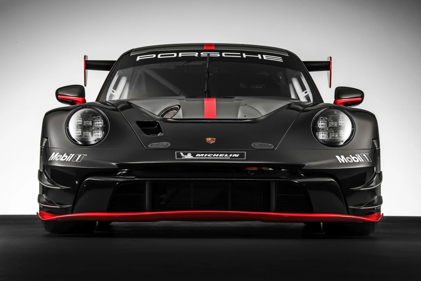 Porsche 911 GT3 R Porsche 911 GT3 R