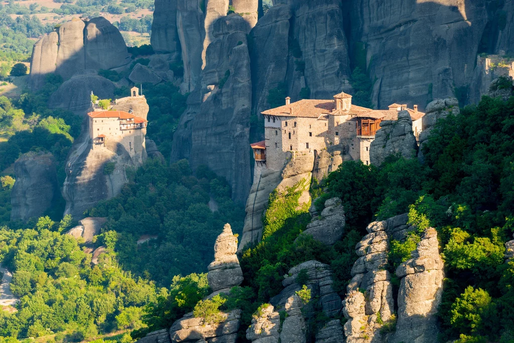 Prawosławne klasztory (monastyry) na szczycie Meteorów w Grecji
