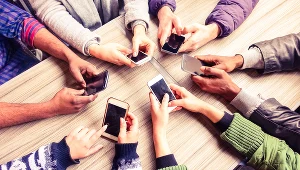 Rząd chce się rozprawić z fałszywymi SMS-ami i połączeniami służącymi wyłudzeniom (zdj. ilustracyjne)