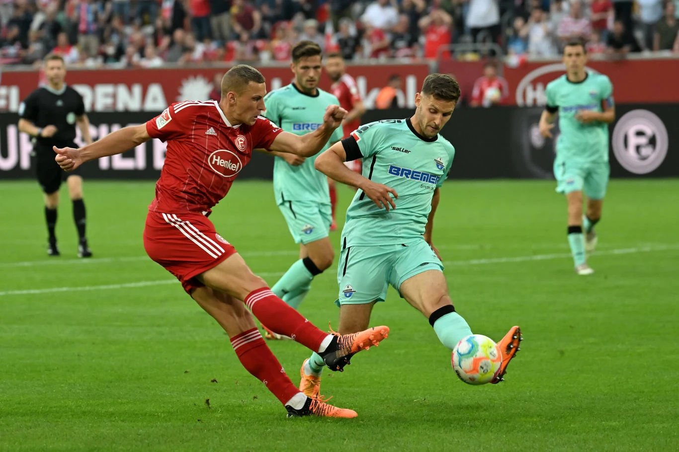 Jakub Piotrowski w meczu Łudogorca Razgrad Jakub Piotrowski w meczu Łudogorca Razgrad