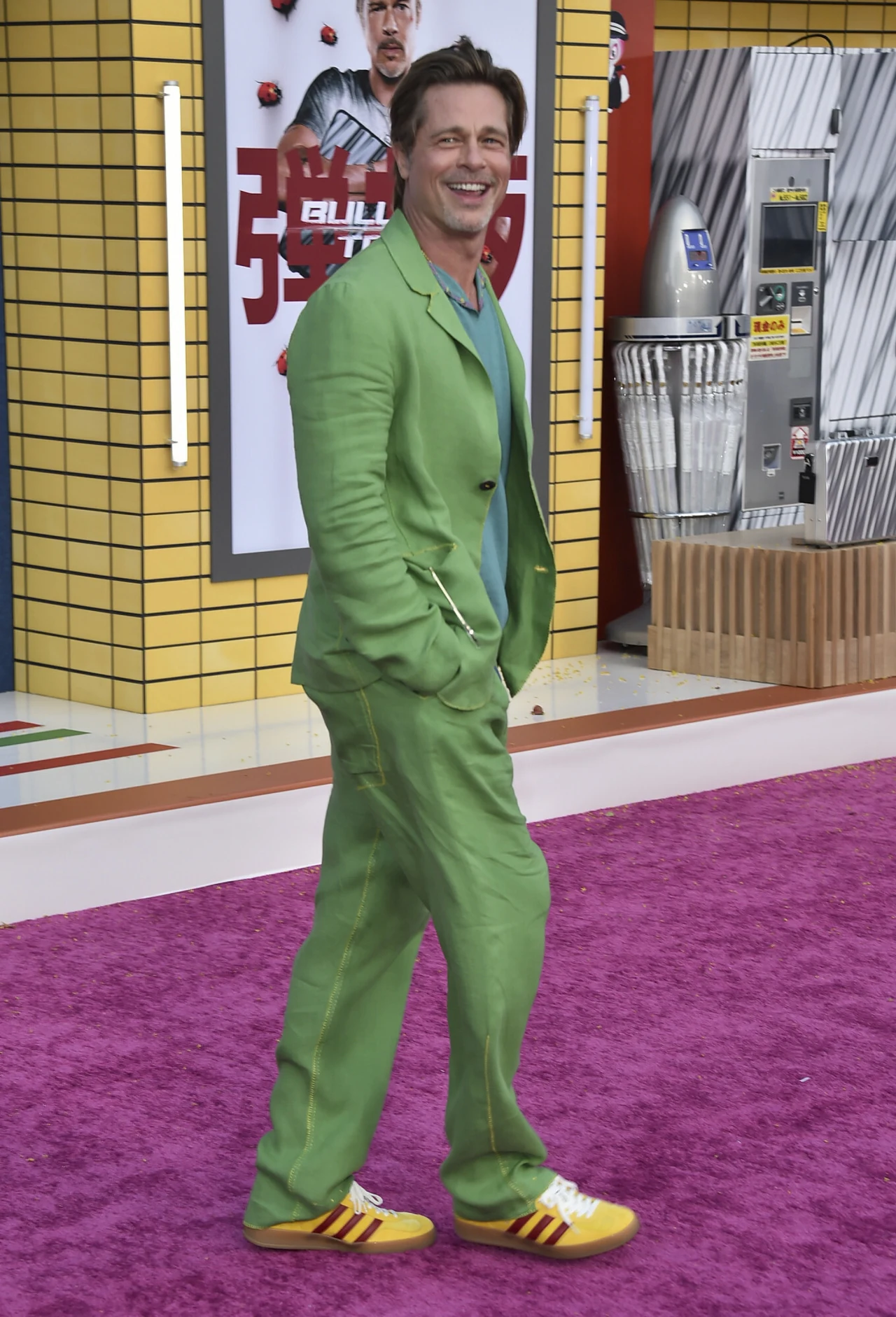 Aktor postawił na zielony garnitur