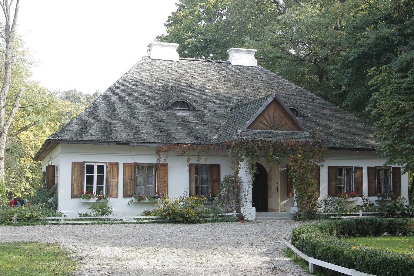 Dworek Lucy w Wilkowyjach Dworek Lucy w Wilkowyjach