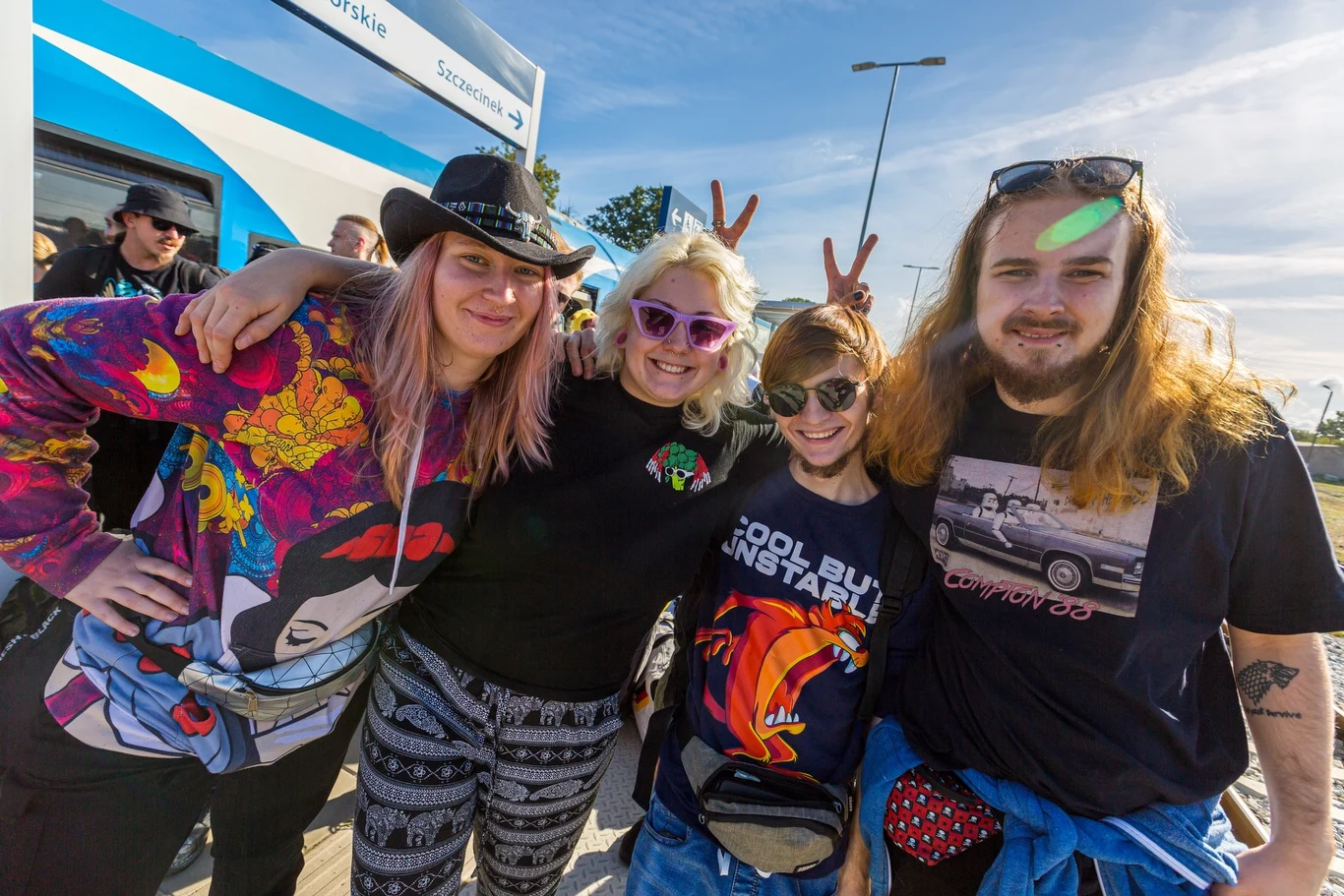 Na festiwalowym polu Pol'and'Rock 2022 pojawia się coraz więcej fanów!