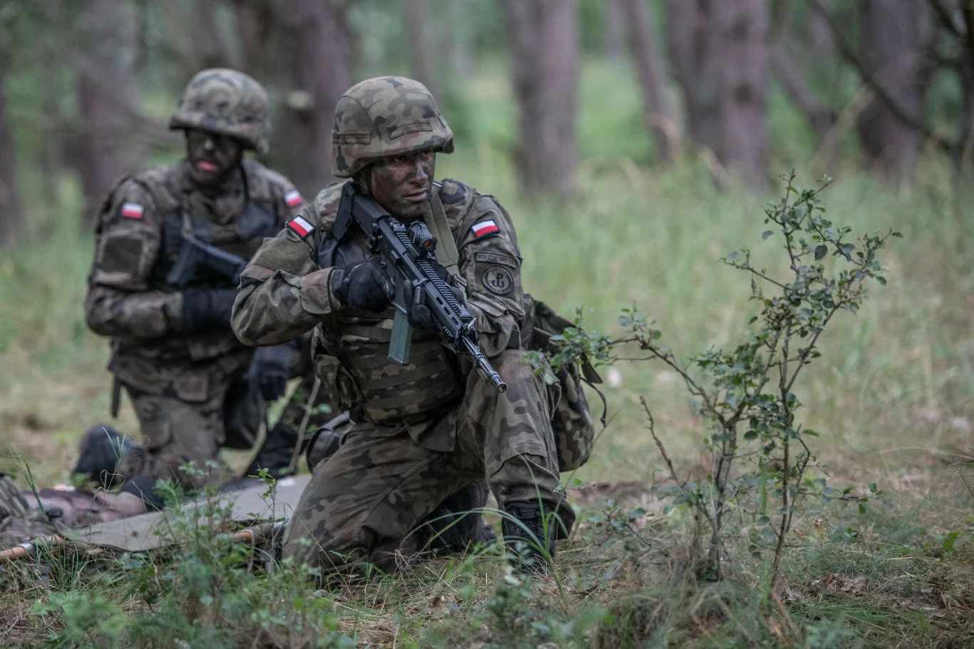 Wojsko Polskie podczas ćwiczeń na poligonie