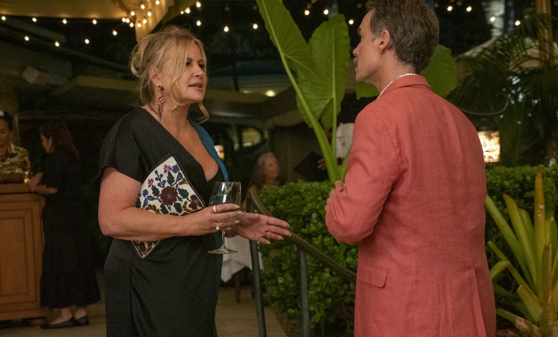 Jennifer Coolidge i Murray Bartlett w serialu HBO "Biały Lotos"